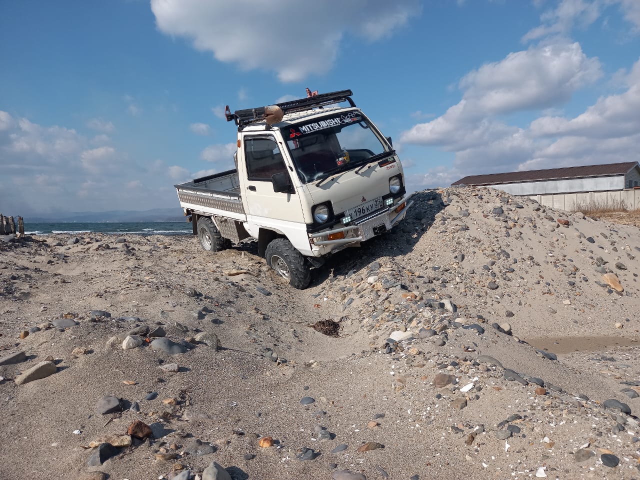 Mitsubishi Minicab — микрогрузовик 1988 года - menex.ru